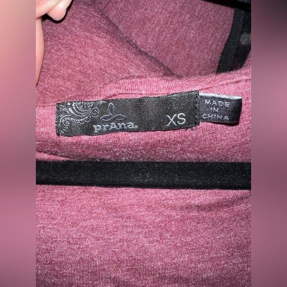 Prana Size XS Black Abstract Floral Print Fleece Sleeveless Full Zip Hooded Vest - Picture 3 of 5